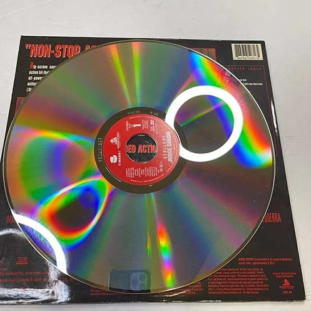 Judge Dredd Laserdisc Widescreen Sylvester Stallone Physical Media SciFi